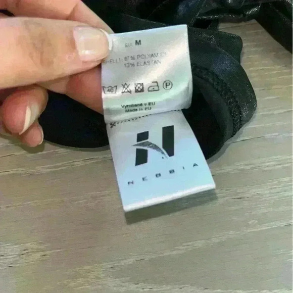 NWT Nebbia Sandra d black crop top SZ M - Picture 9 of 9